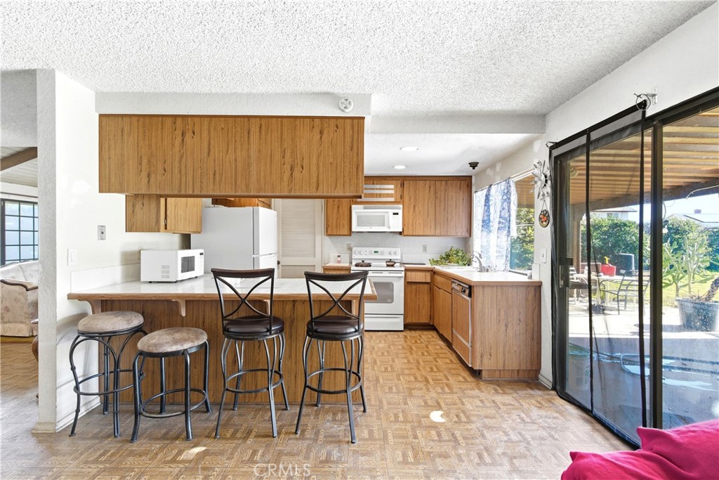 5574 North Sycamore Avenue Rialto, CA 92377 - Photo 38 of 53