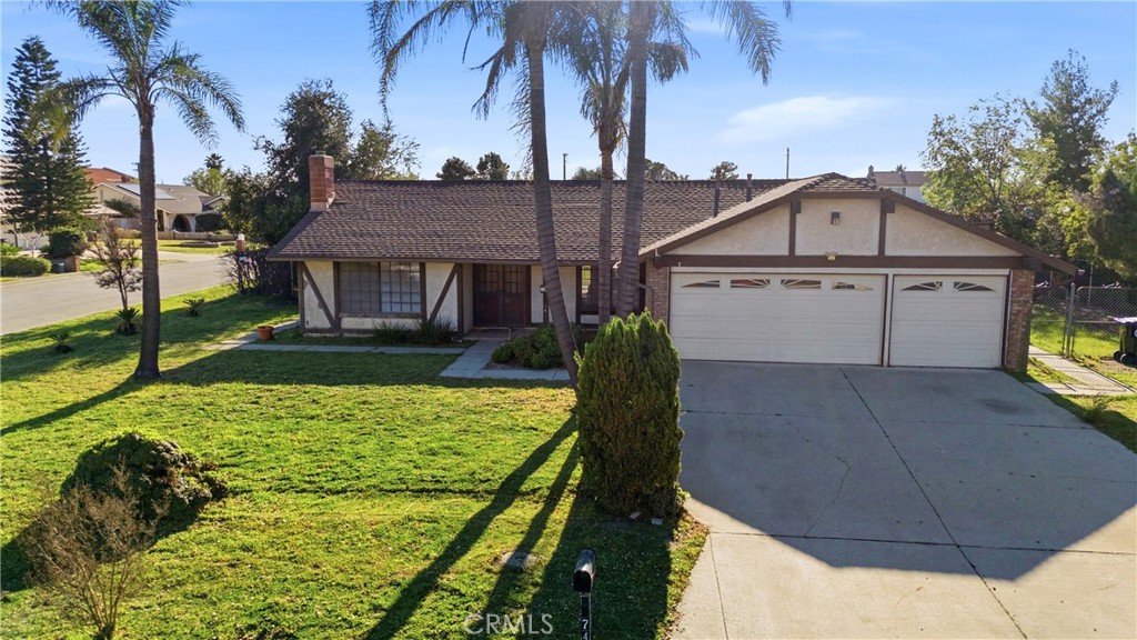 5574 North Sycamore Avenue Rialto, CA 92377 - Photo 5 of 53