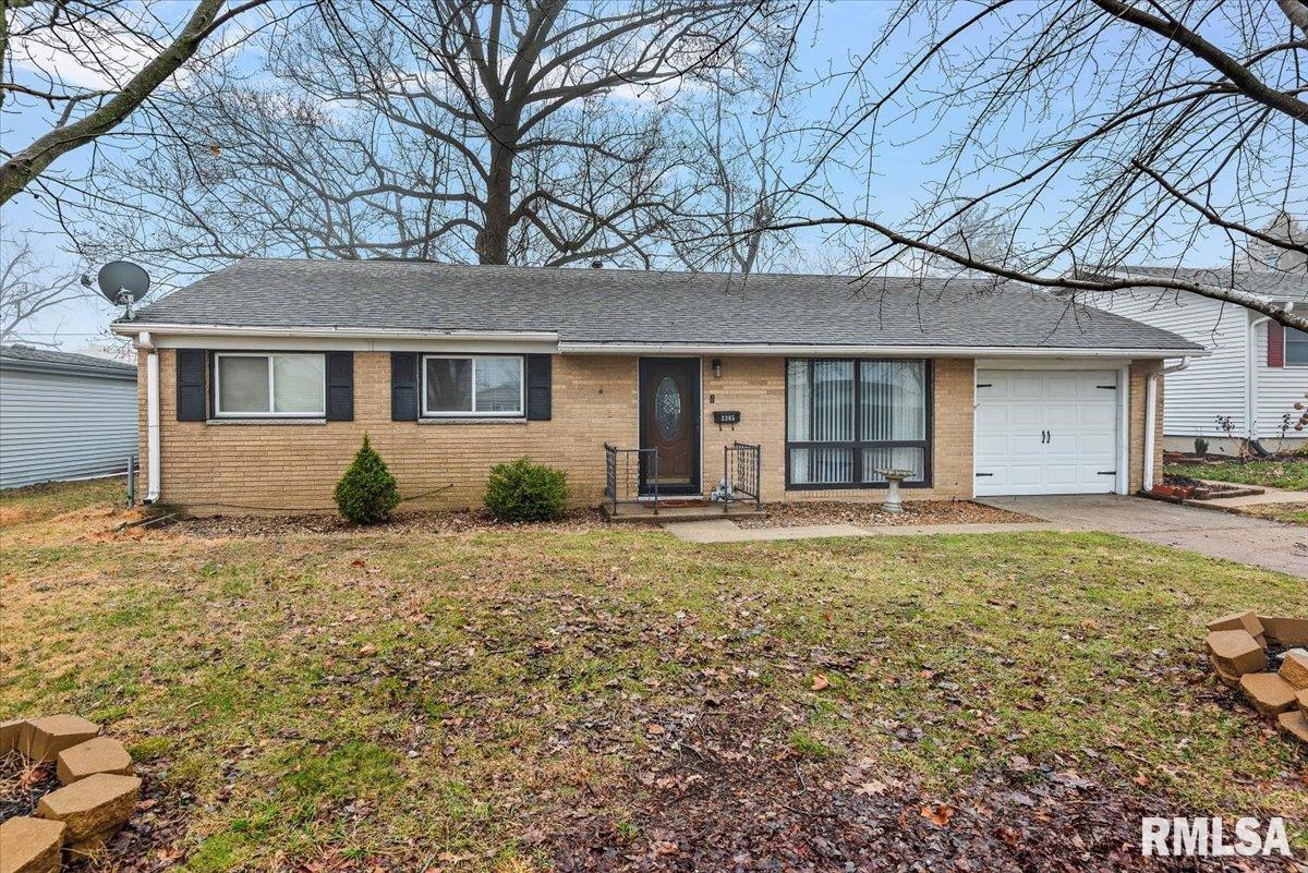 3305 St Francis Drive Springfield, IL 62703 - Photo 1 of 28