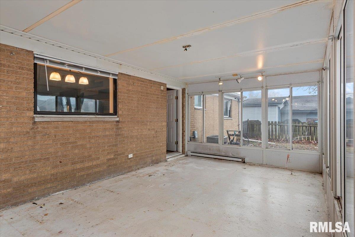 3305 St Francis Drive Springfield, IL 62703 - Photo 11 of 28