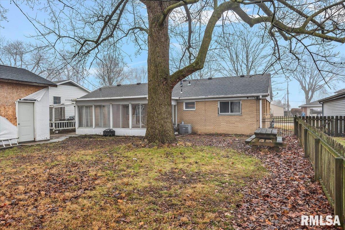 3305 St Francis Drive Springfield, IL 62703 - Photo 22 of 28