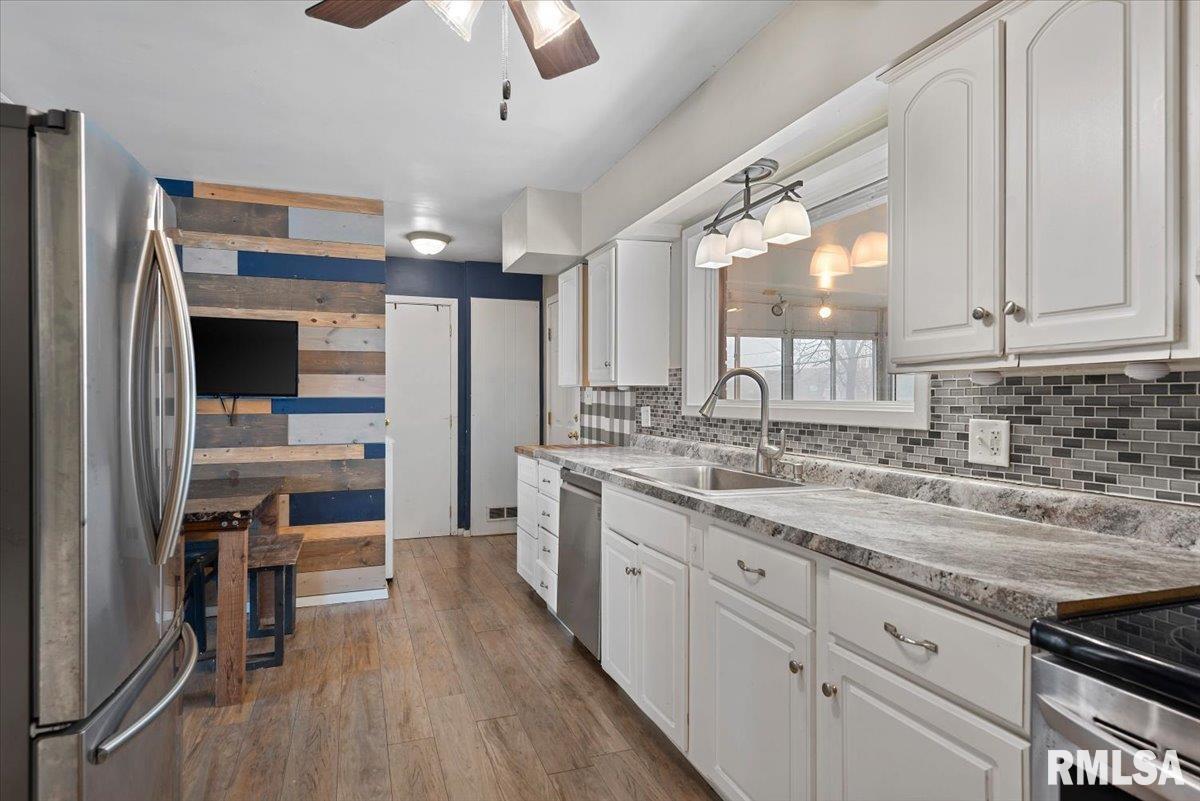 3305 St Francis Drive Springfield, IL 62703 - Photo 8 of 28