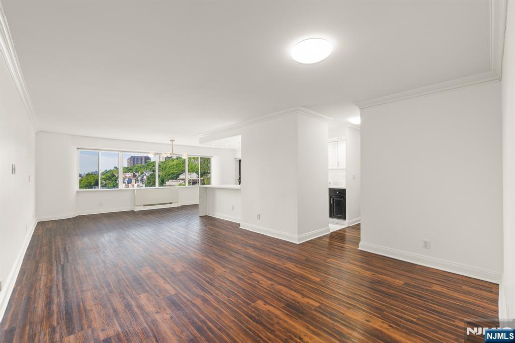 1203 River Road, Unit 10L Edgewater, NJ 07020 - Photo 7 of 26