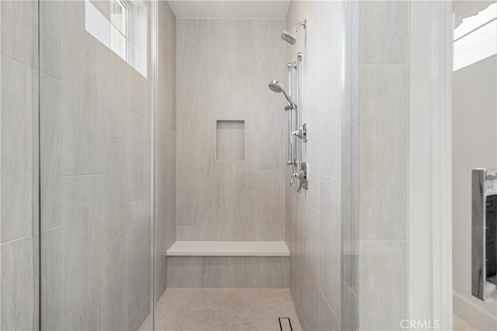 84 Rockinghorse Irvine, CA 92602 - Photo 36 of 63