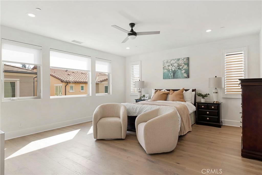 84 Rockinghorse Irvine, CA 92602 - Photo 40 of 63 a bedroom with bed and a window