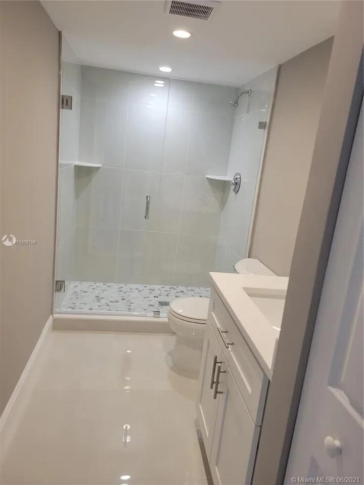 470 Northwest 20th Street, Unit 1040 Boca Raton, FL 33431 - Photo 3 of 20 Apt-pic-10