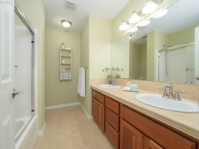 $689,000 | 4907 Masters Drive, Newberg, OR 97132