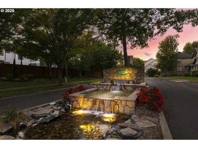 $689,000 | 4907 Masters Drive, Newberg, OR 97132