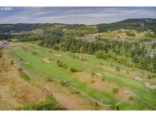$689,000 | 4907 Masters Drive, Newberg, OR 97132