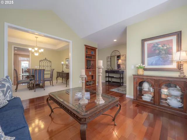 $689,000 | 4907 Masters Drive, Newberg, OR 97132