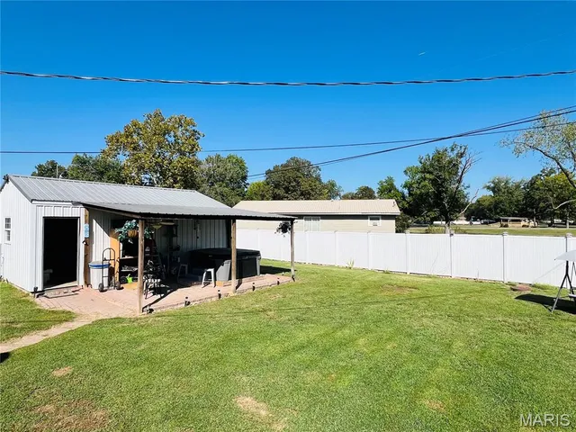 $175,000 | 611 West 2nd Street, Advance, MO 63730