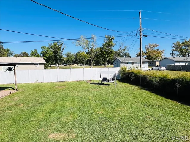 $175,000 | 611 West 2nd Street, Advance, MO 63730