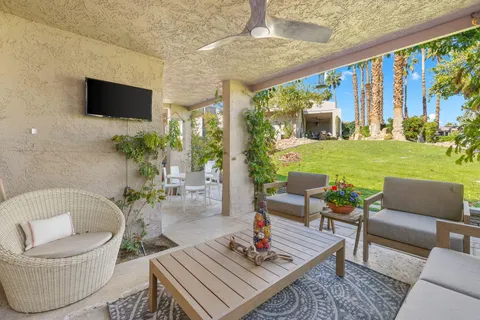 $689,000 | 48955 Mariposa Drive, Palm Desert, CA 92260