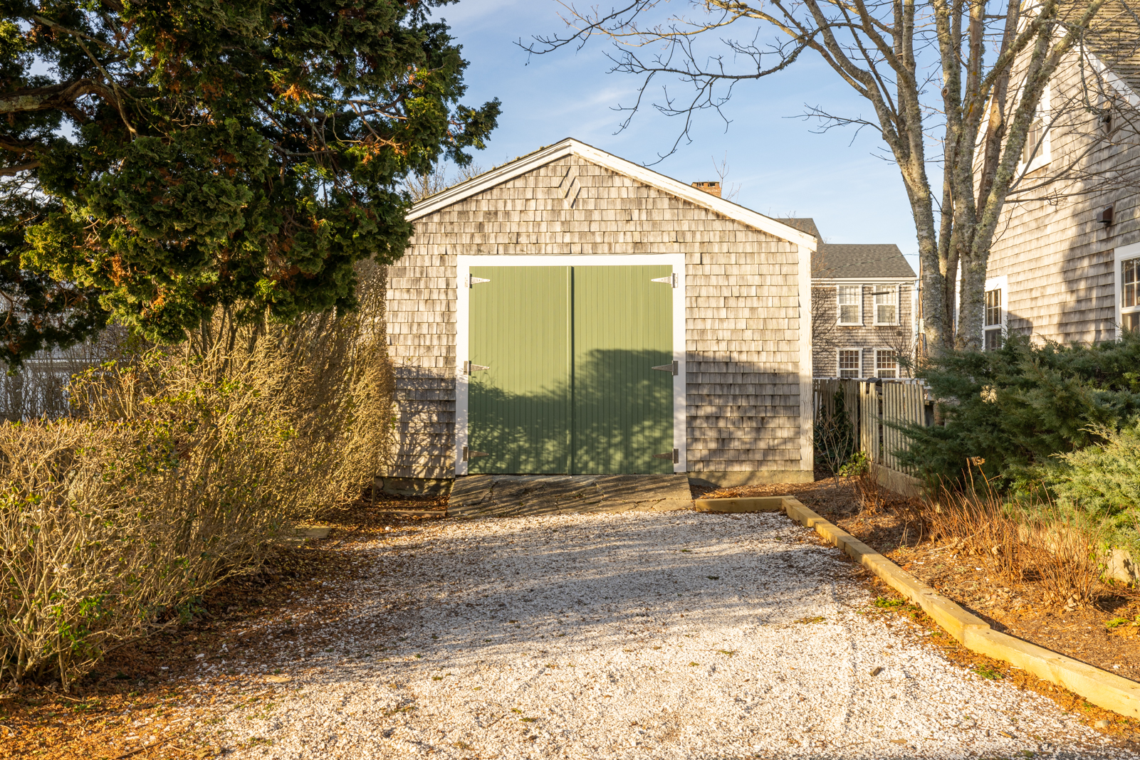 14 Pine Street Nantucket, MA 02554 - Photo 3 of 43