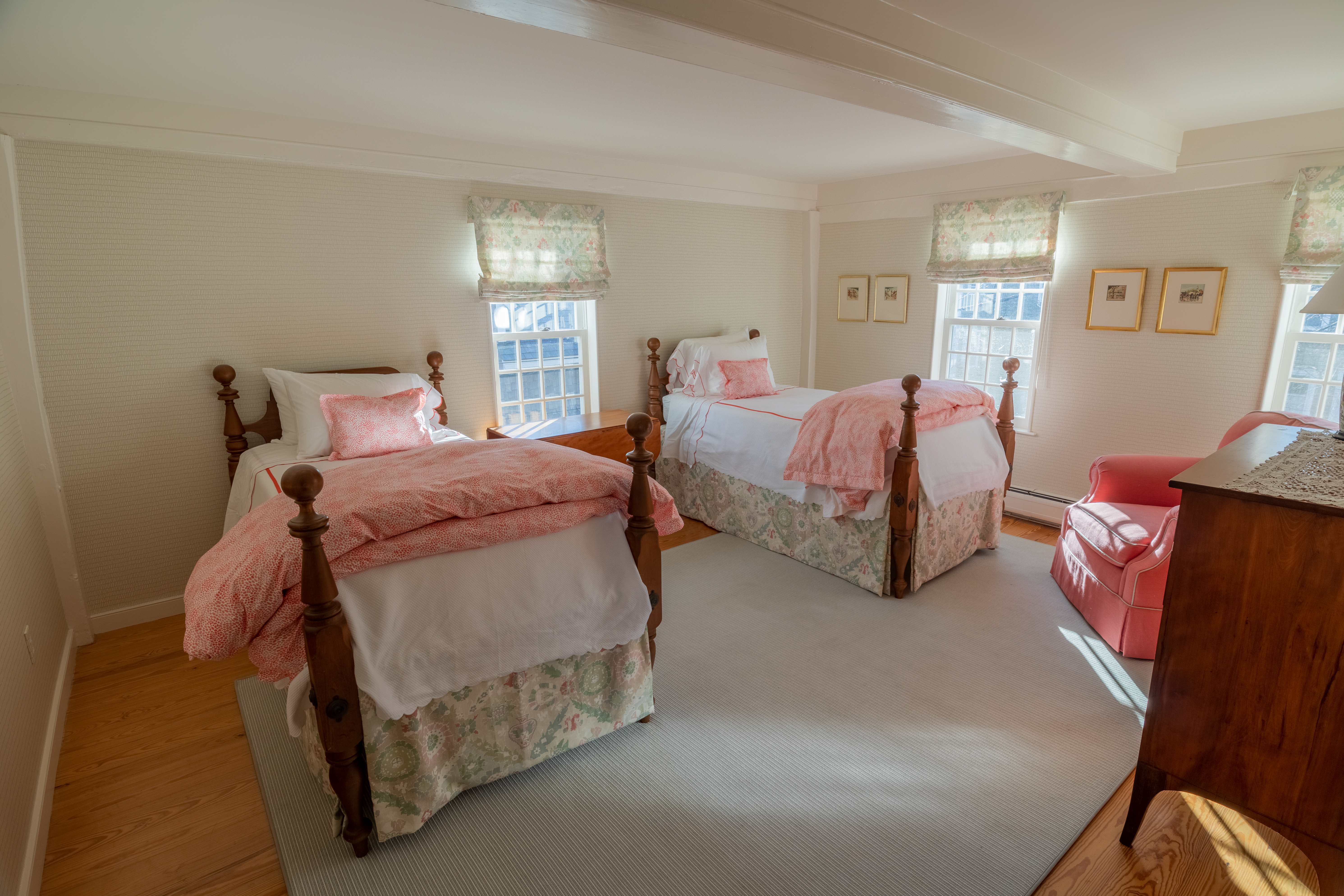 14 Pine Street Nantucket, MA 02554 - Photo 31 of 43