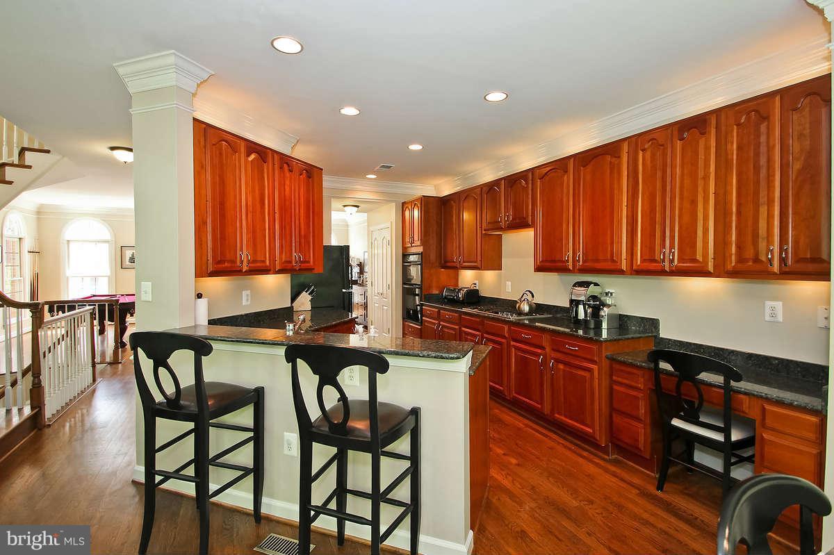 156 Rees Place Falls Church, VA 22046 - Photo 13 of 30 Kitchen