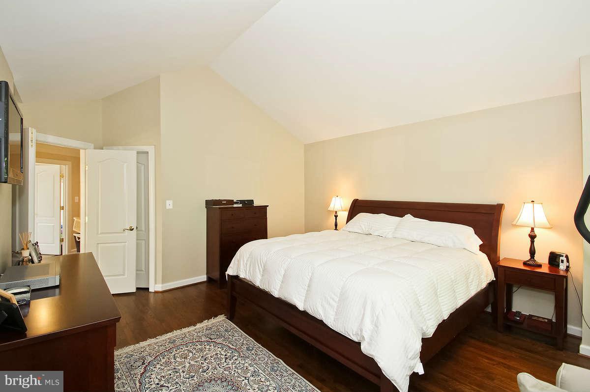 156 Rees Place Falls Church, VA 22046 - Photo 17 of 30 Bedroom (Master)