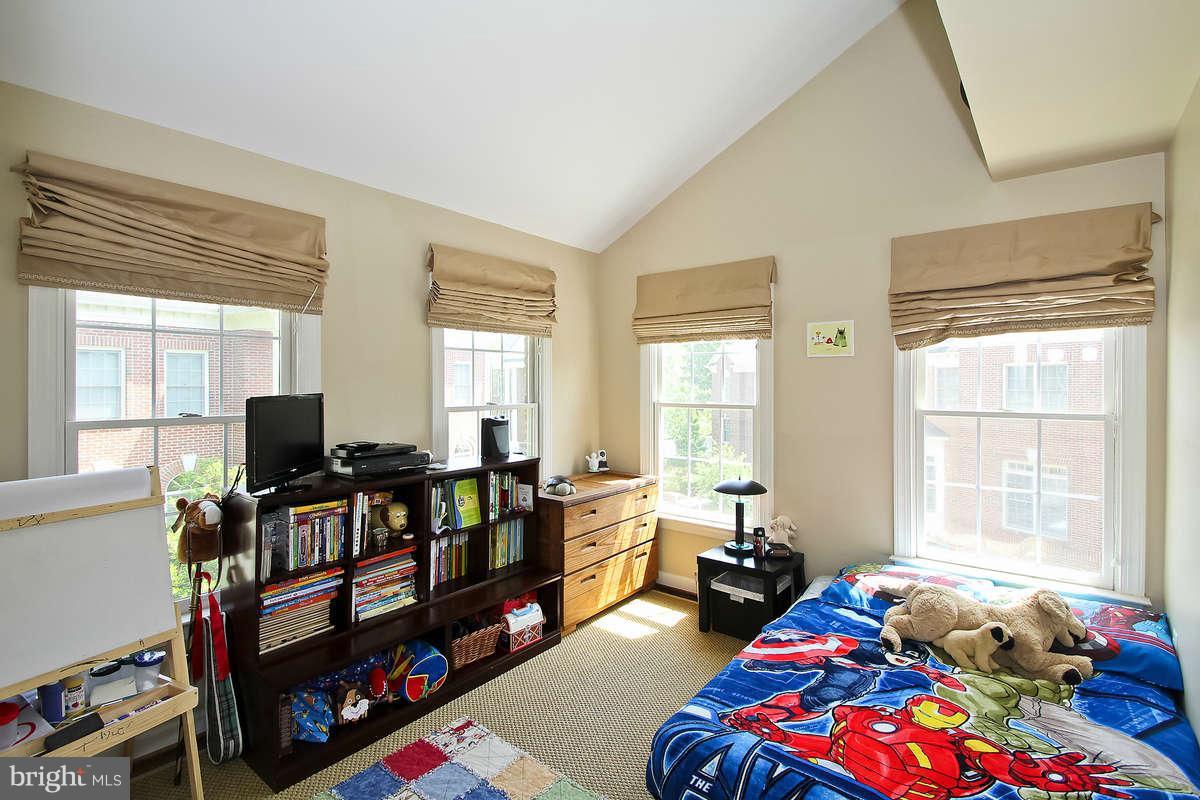 156 Rees Place Falls Church, VA 22046 - Photo 20 of 30 Bedroom