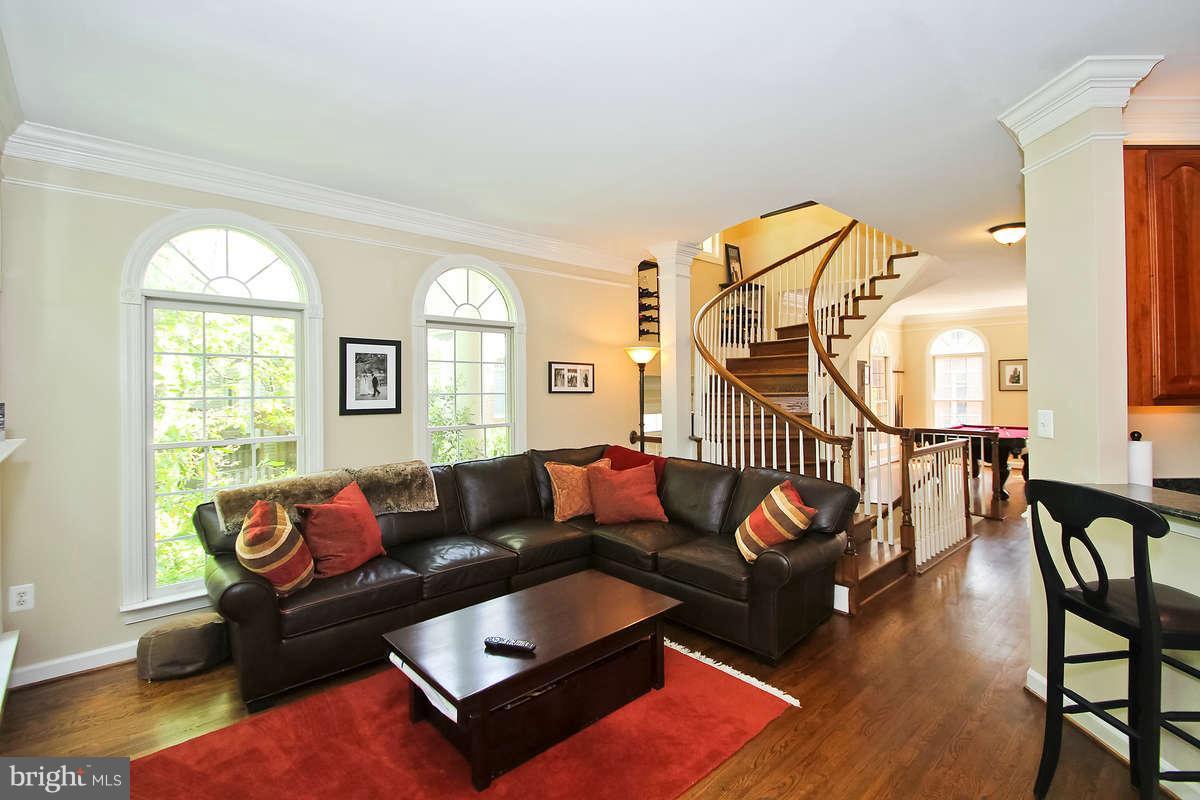 156 Rees Place Falls Church, VA 22046 - Photo 9 of 30 Family Room