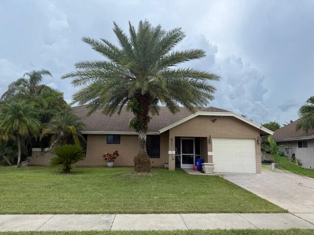 22469 Swordfish Drive Boca Raton, FL 33428 - Photo 3 of 16 IMG_3923-741
