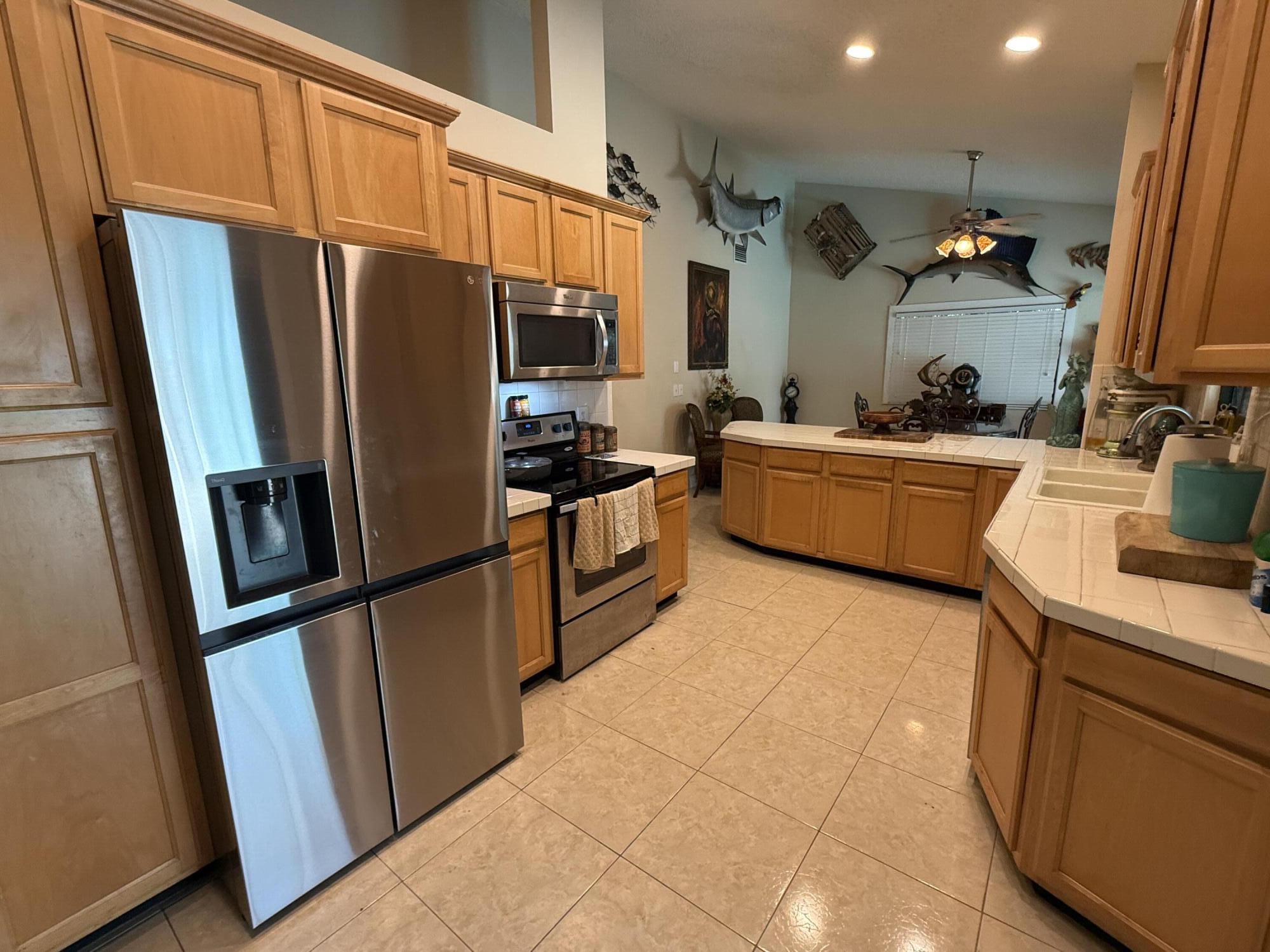 22469 Swordfish Drive Boca Raton, FL 33428 - Photo 4 of 16 IMG_4106