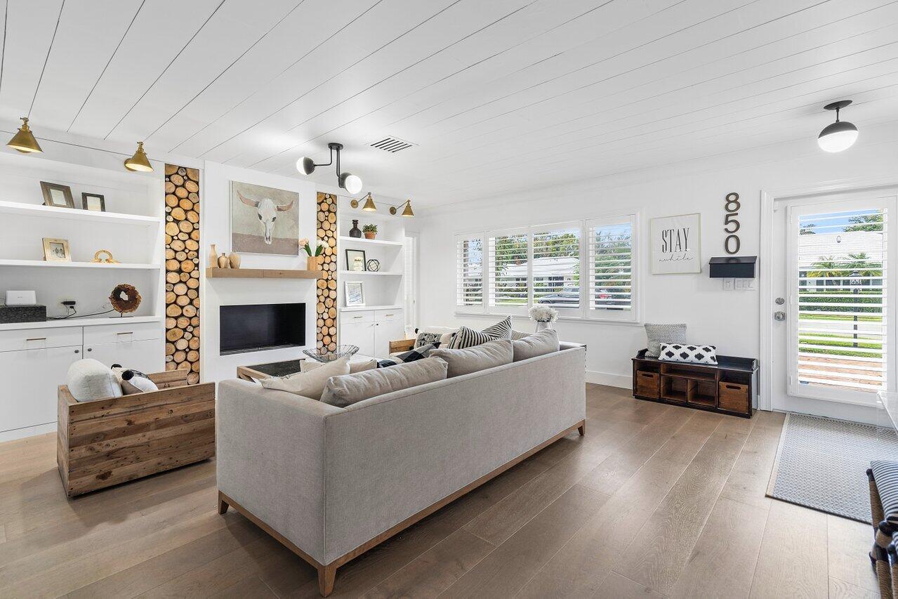 850 Elderberry Way Boca Raton, FL 33486 - Photo 5 of 30 006-850ElderberryWay-BocaRaton-FL-33486-