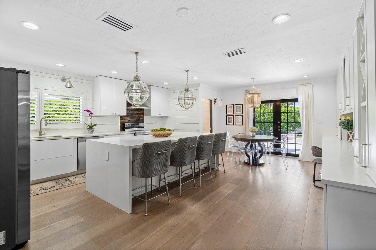 850 Elderberry Way Boca Raton, FL 33486 - Photo 7 of 30 008-850ElderberryWay-BocaRaton-FL-33486-