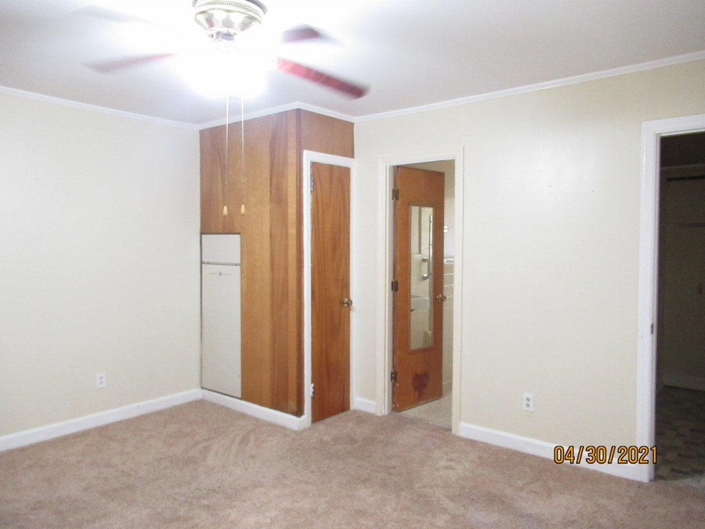 326 West Hampton Avenue, Unit 9 Sumter, SC 29150 - Photo 11 of 13