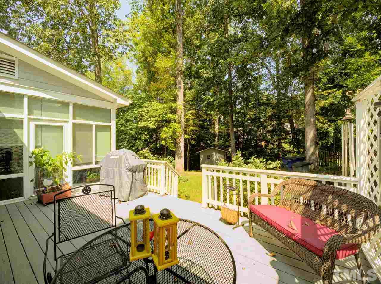 7901 Sandy Bottom Way Raleigh, NC 27613 - Photo 25 of 28 a view of a chairs and table in patio