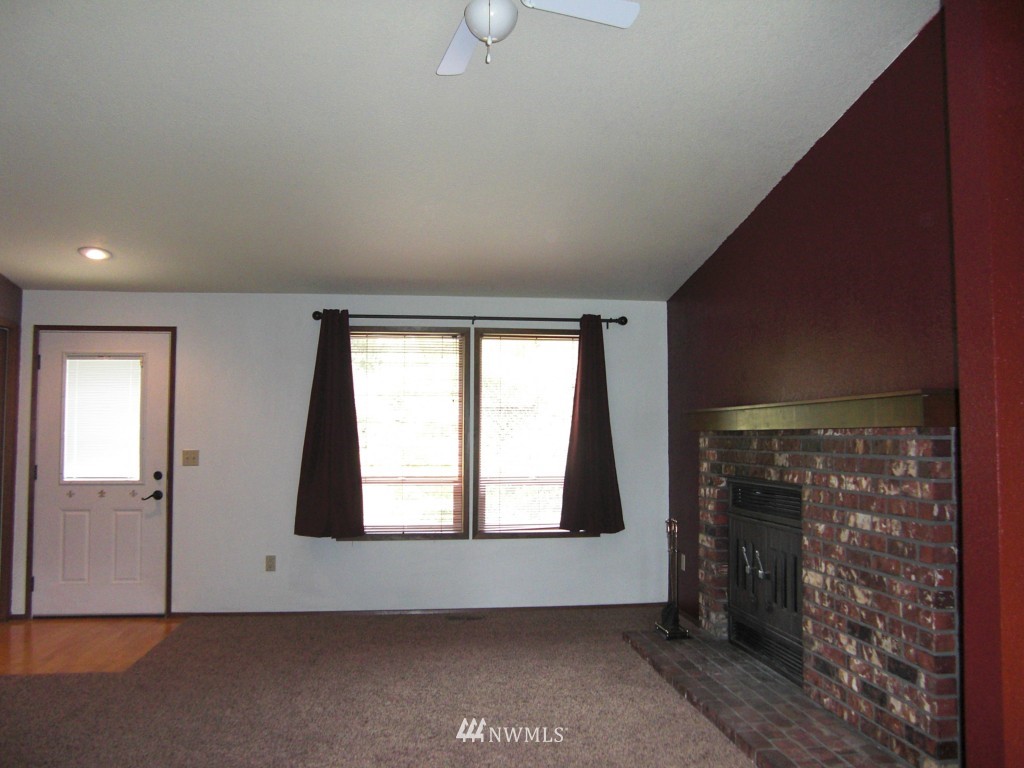 2154 East Pole Road Everson, WA 98247 - Photo 10 of 16