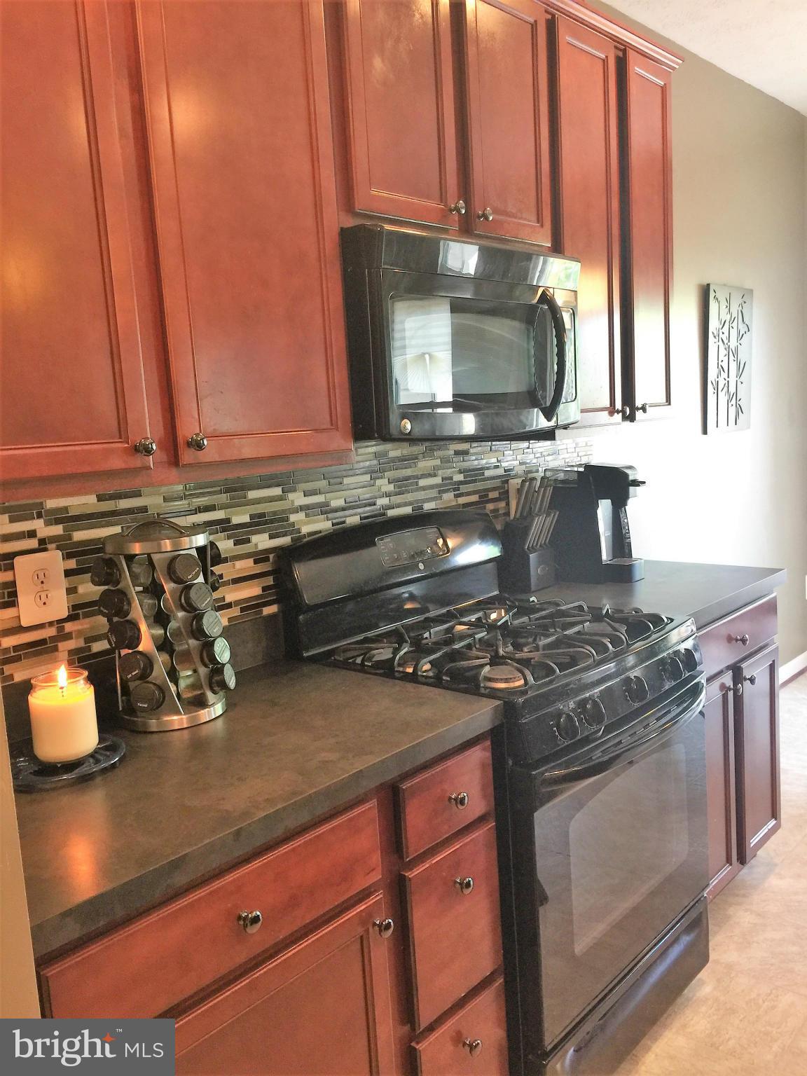 9721 Davison Road Baltimore, MD 21220 - Photo 9 of 20 Kitchen