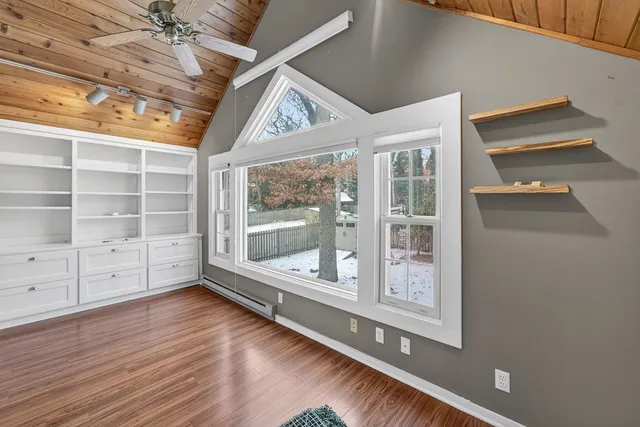 $899,000 | 4106 Hiawatha Drive, Madison, WI 53711