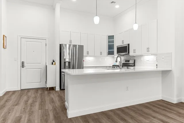 $695,000 | 320 Middlesex Avenue, Unit E403, Medford, MA 02155