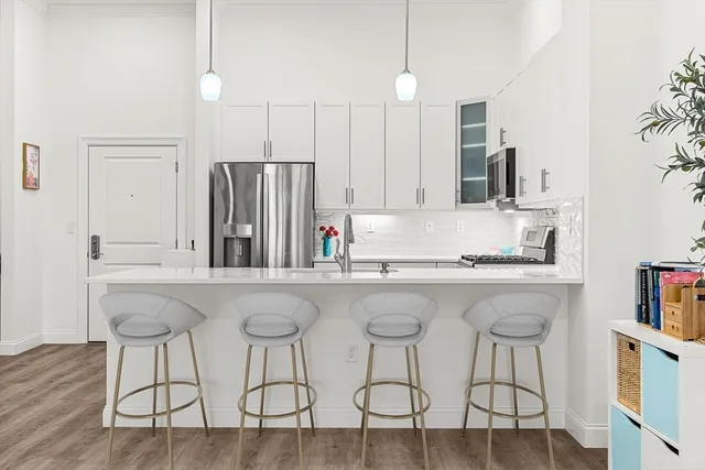 $695,000 | 320 Middlesex Avenue, Unit E403, Medford, MA 02155