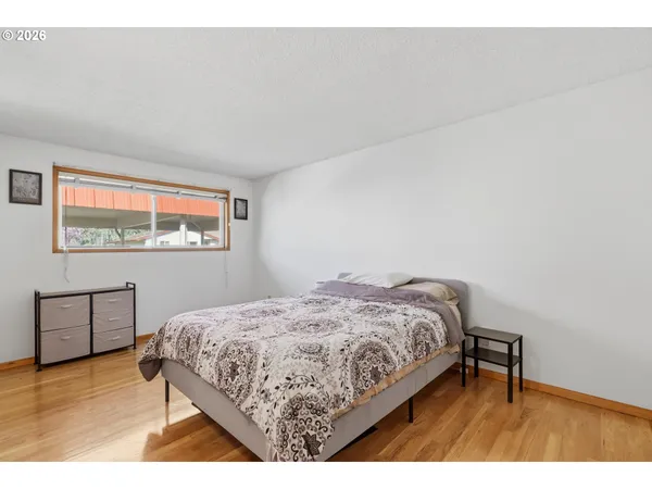 $169,000 | 2114 Southeast 148th Place, Portland, OR 97233