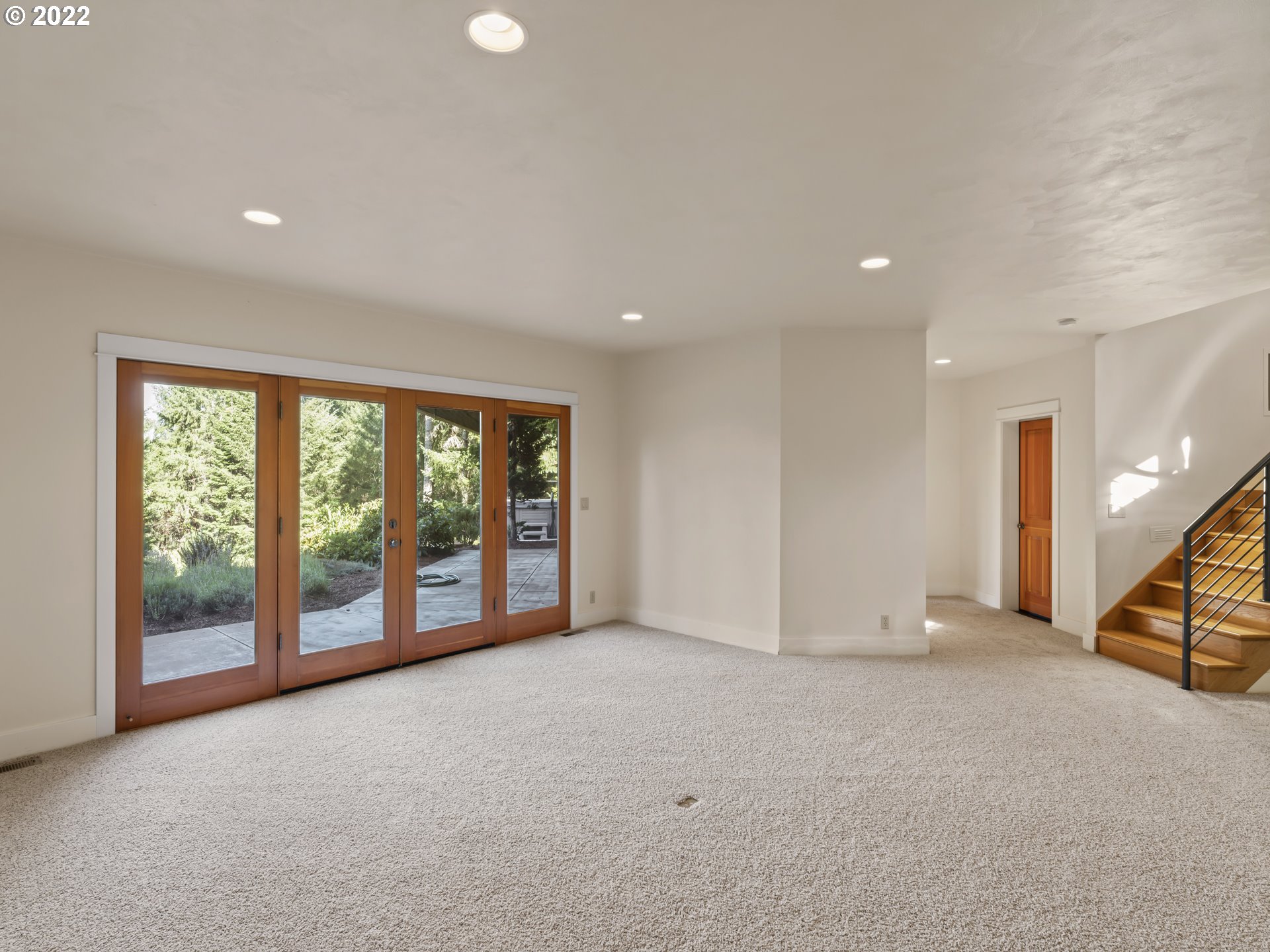 30923 Fox Hollow Road Eugene, OR 97405 - Photo 18 of 31 a view of an empty room with a balcony