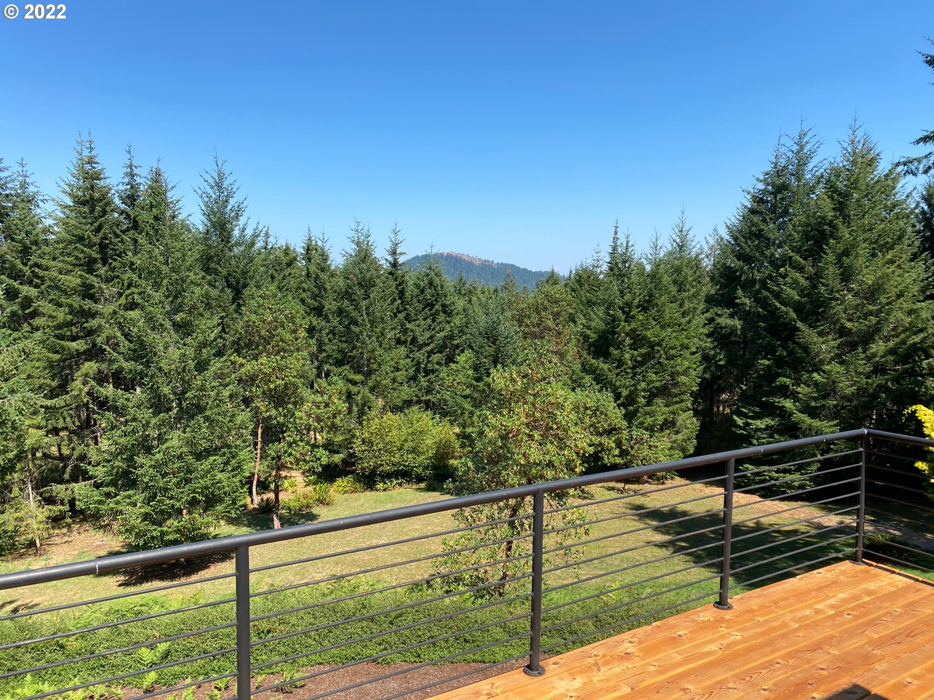 30923 Fox Hollow Road Eugene, OR 97405 - Photo 31 of 31 a view of a balcony