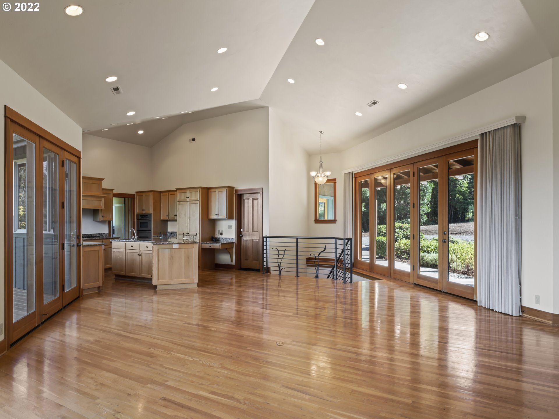 30923 Fox Hollow Road Eugene, OR 97405 - Photo 9 of 31 a lobby with furniture and floor to ceiling window