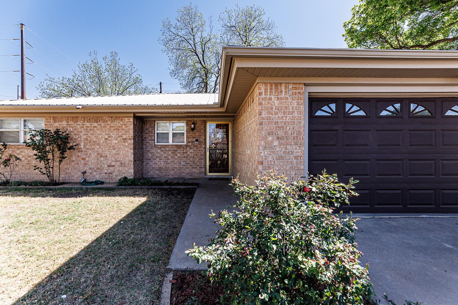 4807 73rd Street Lubbock, TX 79424 - Photo 2 of 47 Front Exterior