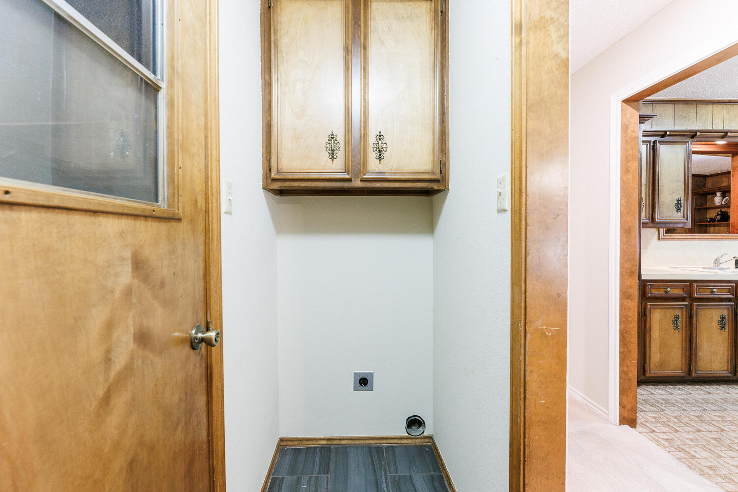 4807 73rd Street Lubbock, TX 79424 - Photo 37 of 47 Utility Room