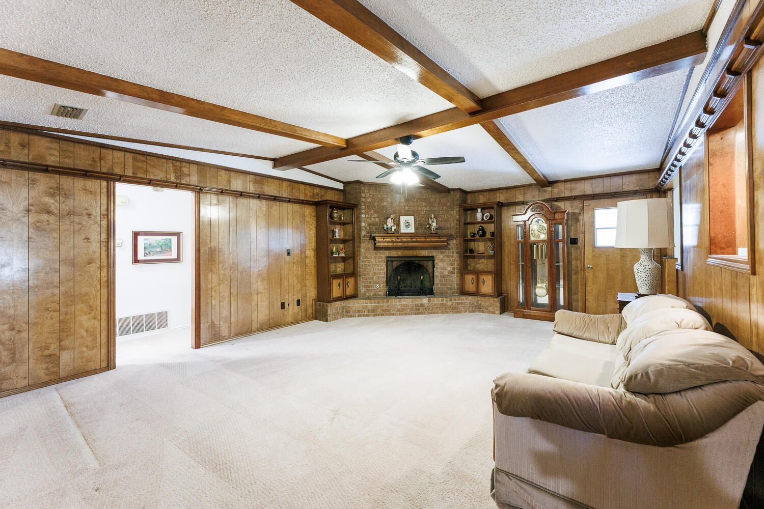 4807 73rd Street Lubbock, TX 79424 - Photo 7 of 47 Living Area