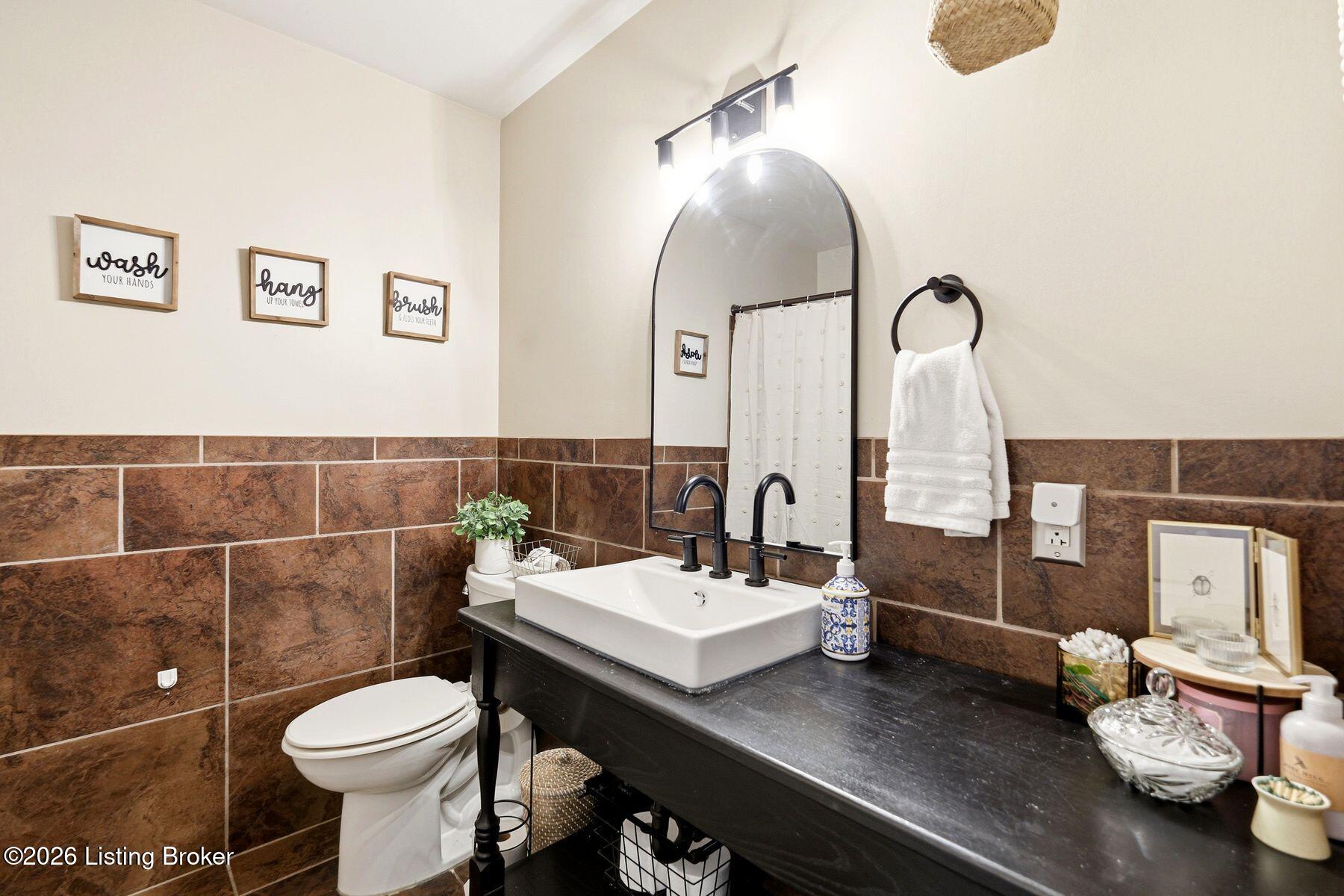 6501 Ridge Cliff Road Louisville, KY 40228 - Photo 33 of 61 photo_online_044
