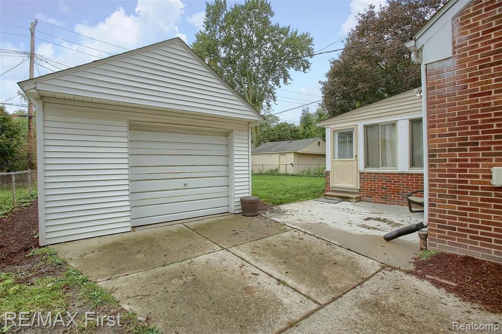 317 Ridgemont Road Grosse Pointe Farms, MI 48236 - Photo 20 of 20