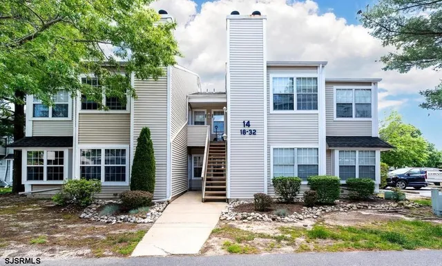$1,600 | 162 Meadow Ridge Road, Unit 162, Smithville, NJ 08205