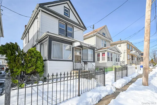 $749,000 | 107-24 165th Street | Jamaica