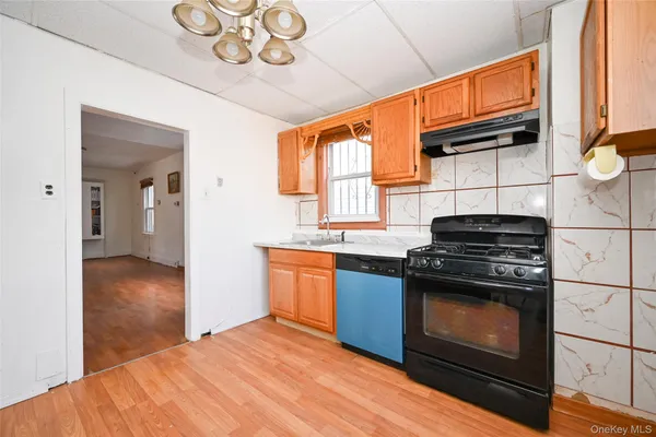 $749,000 | 107-24 165th Street | Jamaica