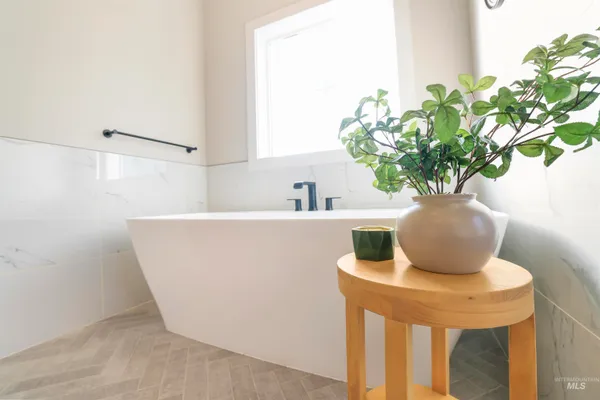 $625,000 | 262 Ferdinand Circle, Burley, ID 83318