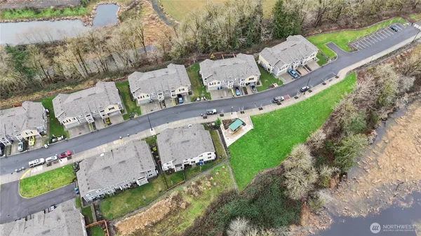 an aerial view of a house having garden
