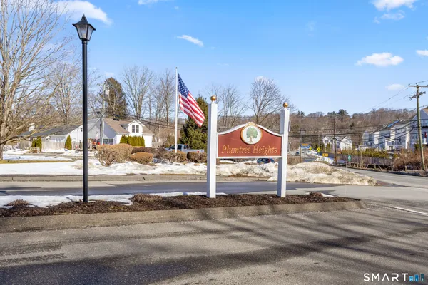 $295,000 | 5 Deer Run, Unit 5, Bethel, CT 06801