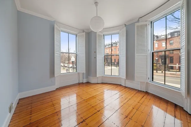 $1,149,500 | 662 Tremont Street, Unit 3, Boston, MA 02118
